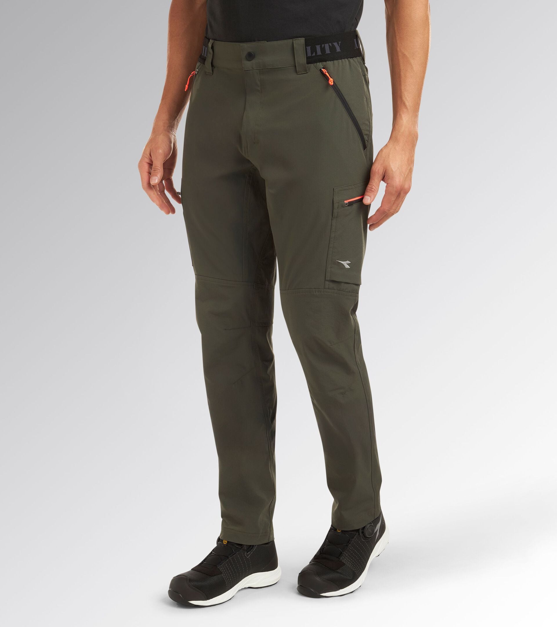 PANTALONE SHADOW CARGO Verde Deep D. PANTALONE SHADOW CARGO Verde Deep D.