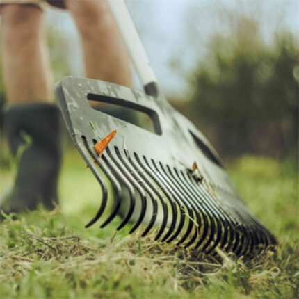 SCOPA FOGLIE ALLUMINIO M.ta Fiskars